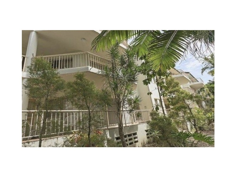 2/25 Lather St, Southport QLD 4215