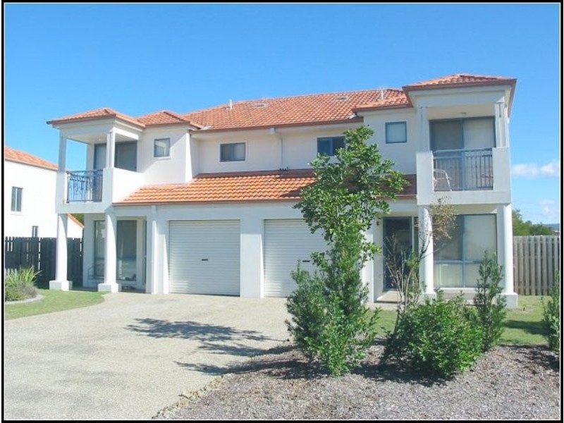 Pacific Pines QLD 4211