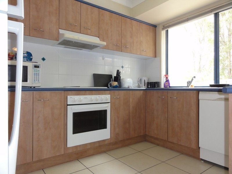 Pacific Pines QLD 4211
