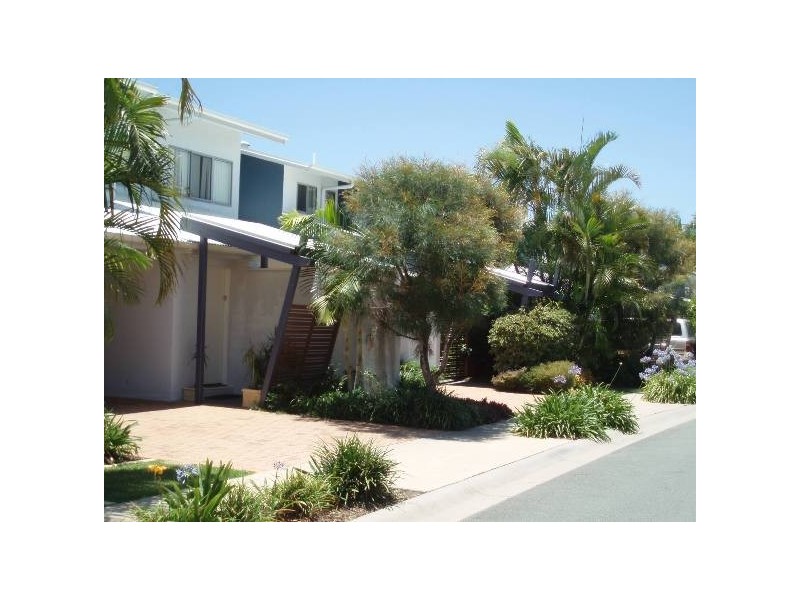 14/181 Lae Drive, Coombabah QLD 4216