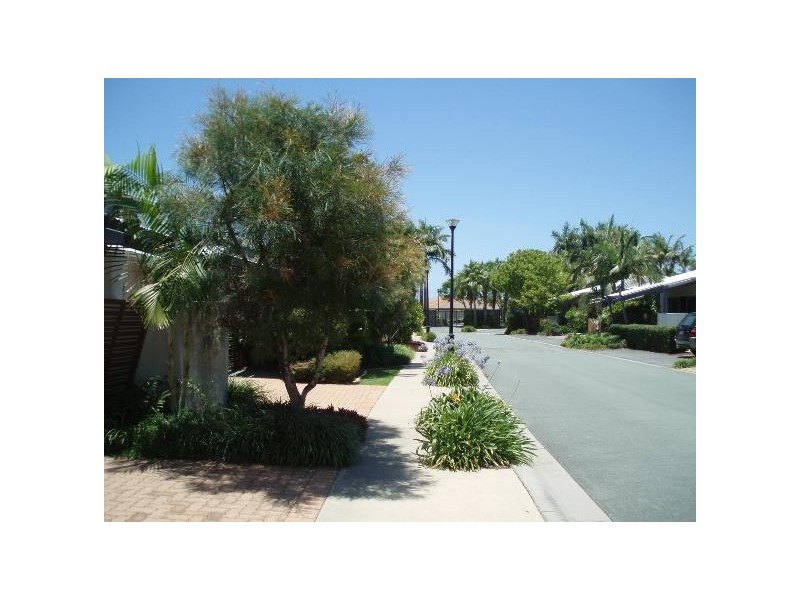 14/181 Lae Drive, Coombabah QLD 4216