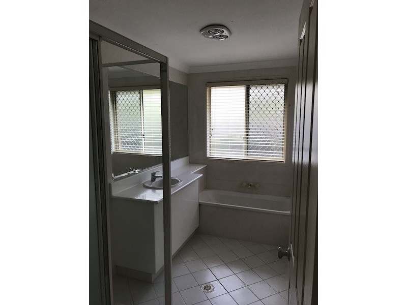 64 38 MUREV WAY, Carrara QLD 4211