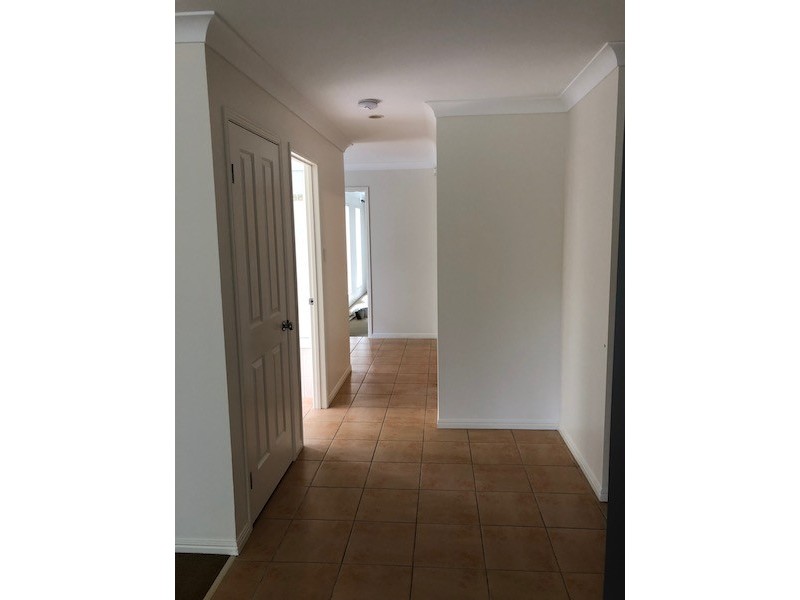 2 755 ASHMORE ROAD, Molendinar QLD 4214