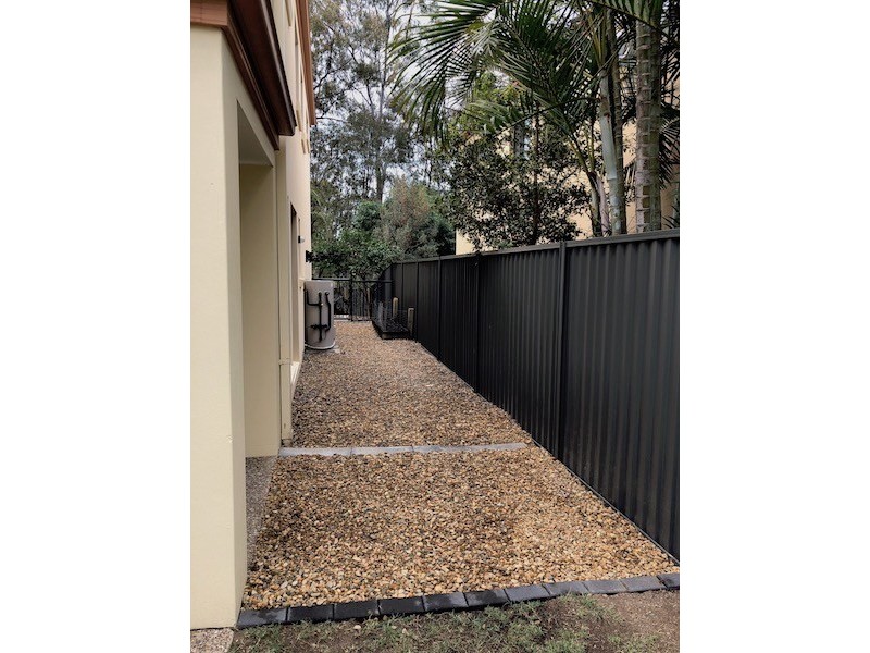 2 755 ASHMORE ROAD, Molendinar QLD 4214
