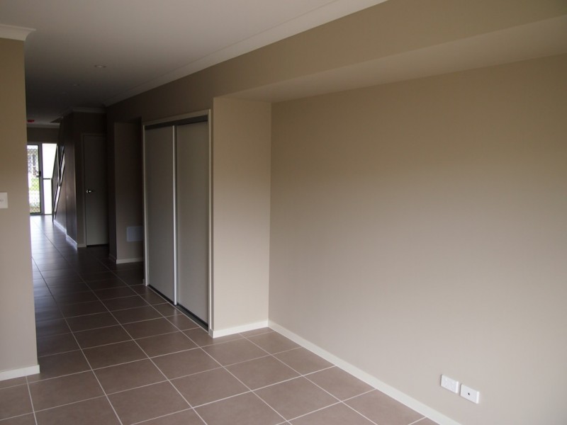 2/61 MINT CRESCENT, Griffin QLD 4503