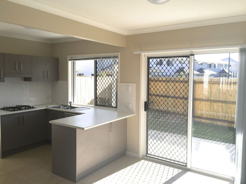 25/15 SILVEREYE DRIVE, Griffin QLD 4503