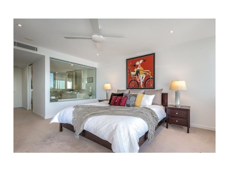 Paradise Point QLD 4216