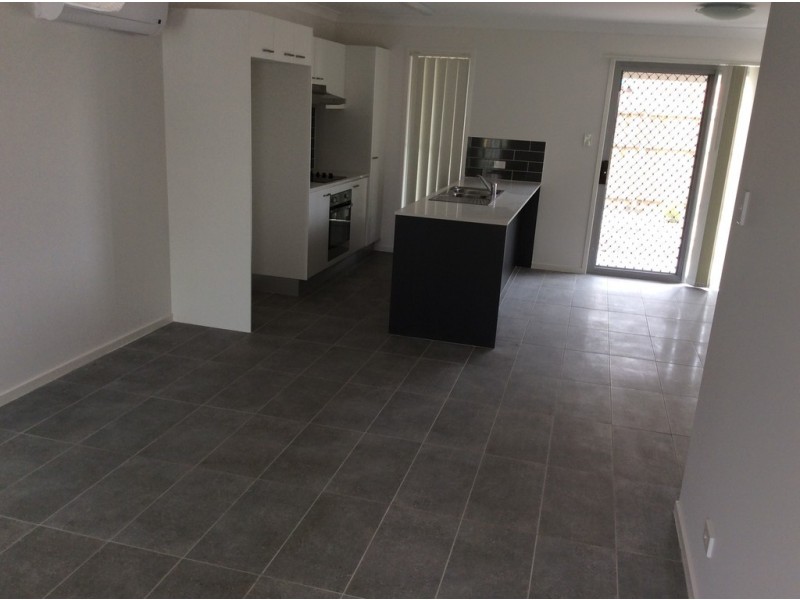 20/104A River Hills Road, Eagleby QLD 4207