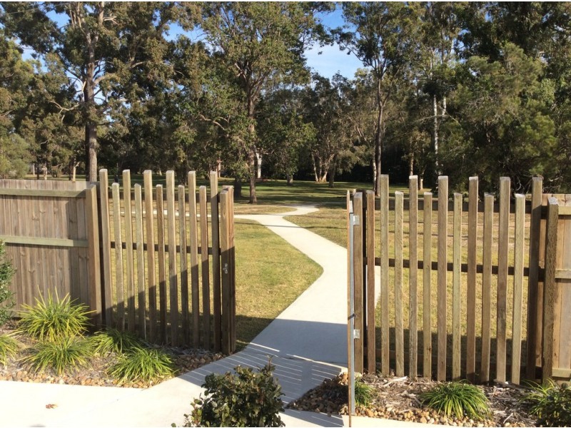 20/104A River Hills Road, Eagleby QLD 4207