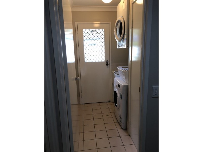 2 757 ASHMORE ROAD, Molendinar QLD 4214