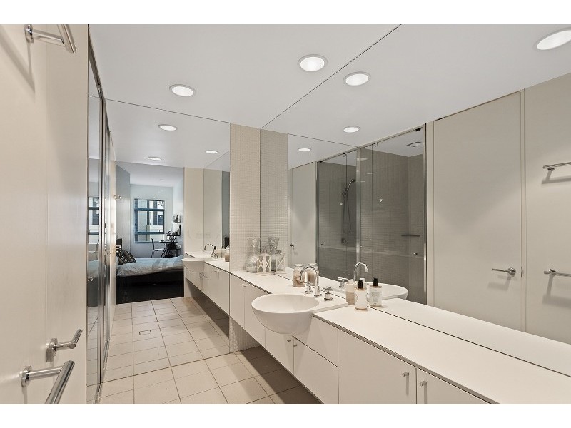 162/38 Skyring Tce, Teneriffe QLD 4005