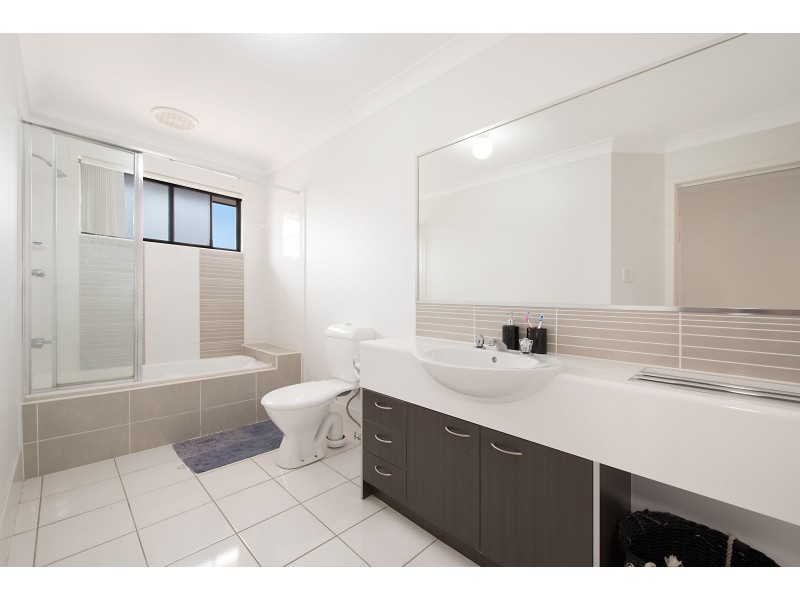 45 54 OUTLOOK PLACE, Durack QLD 4077