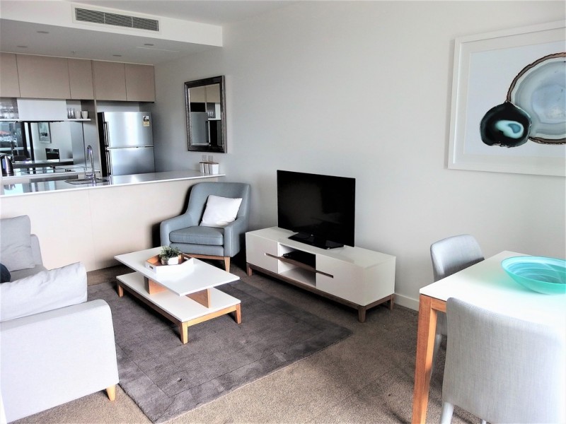 22 Railway Tce, Milton QLD 4064