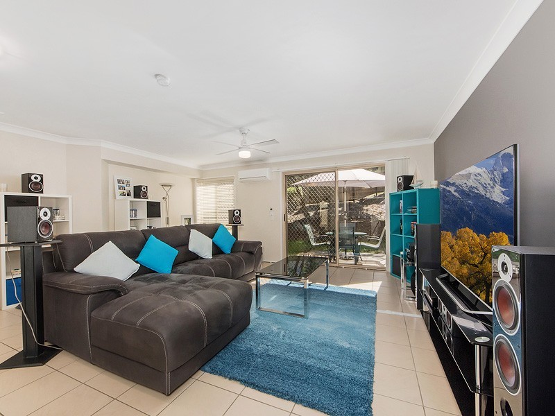 13 757 ASHMORE ROAD, Molendinar QLD 4214