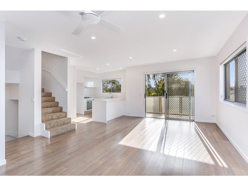 3 11 Rolleston St, Keperra QLD 4054