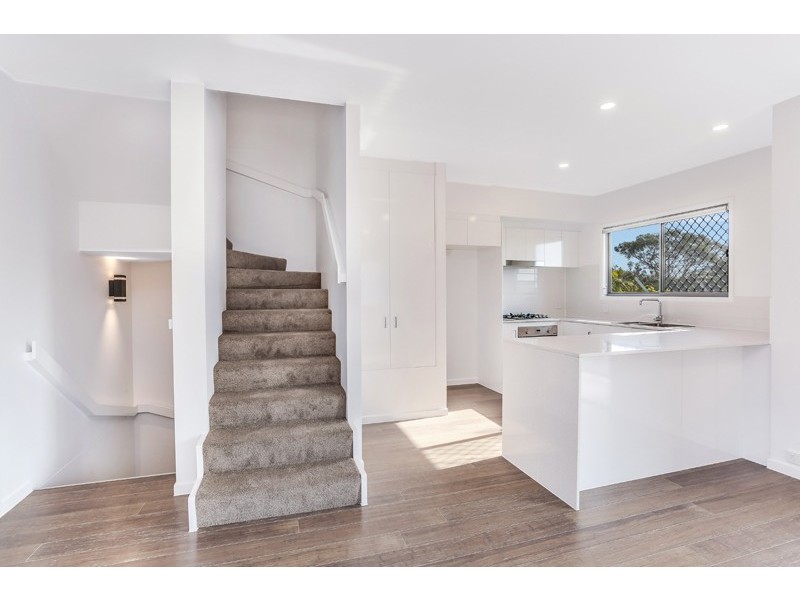 3 11 Rolleston St, Keperra QLD 4054