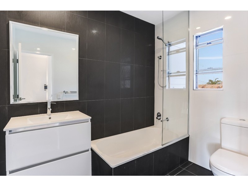 3 11 Rolleston St, Keperra QLD 4054