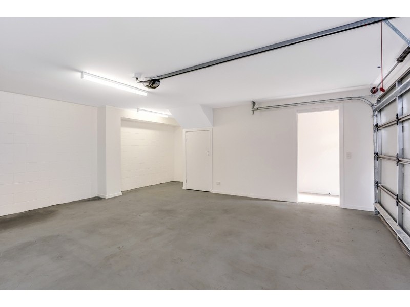 3 11 Rolleston St, Keperra QLD 4054