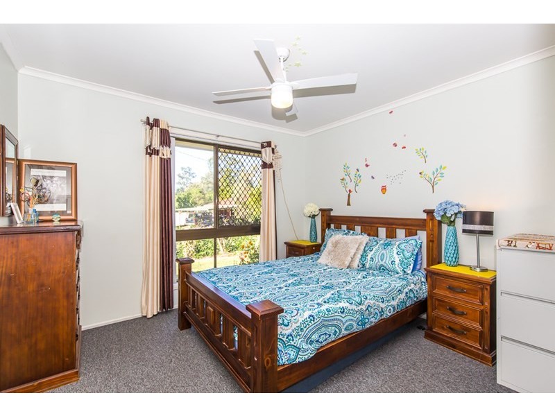 24 Verdon Court, Petrie QLD 4502