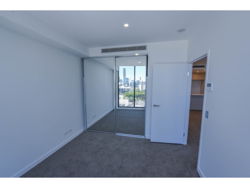22 Railway Tce, Milton QLD 4064