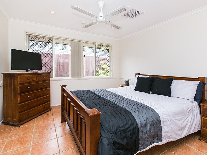 21 Maidenhair Place, Calamvale QLD 4116