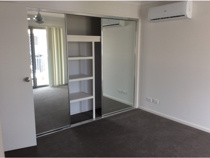 43/104A River Hills Road, Eagleby QLD 4207