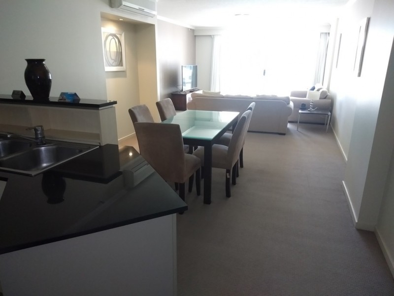 21-31 CYPRESS AVE, Surfers Paradise QLD 4217