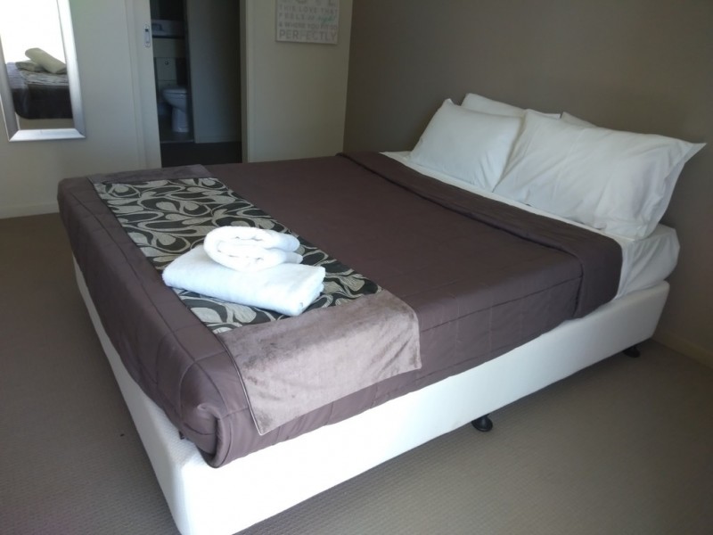 21-31 CYPRESS AVE, Surfers Paradise QLD 4217