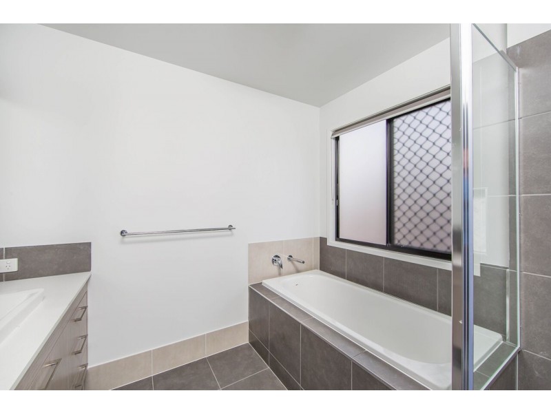 105 Griffith Street, Everton Park QLD 4053