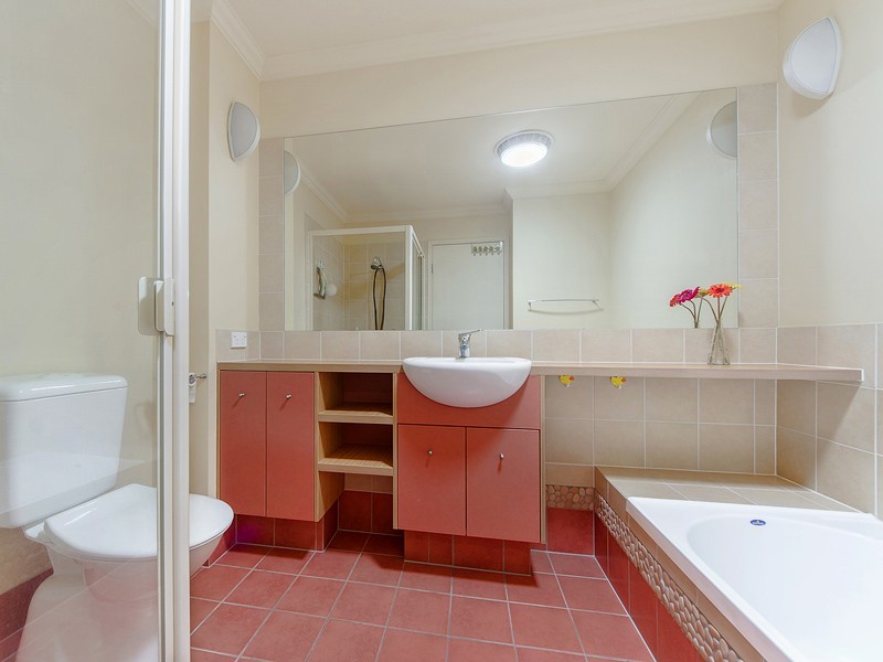 75/4 University Drive, Robina QLD 4226