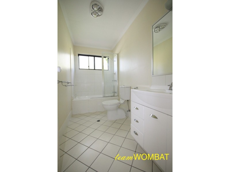 77 Depper Street, St Lucia QLD 4067