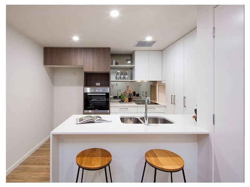 65 Hilltop Ave, Chermside QLD 4032