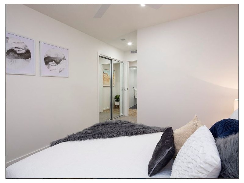 65 Hilltop Ave, Chermside QLD 4032