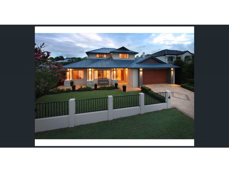 4 Montalcino Place, Bridgeman Downs QLD 4035