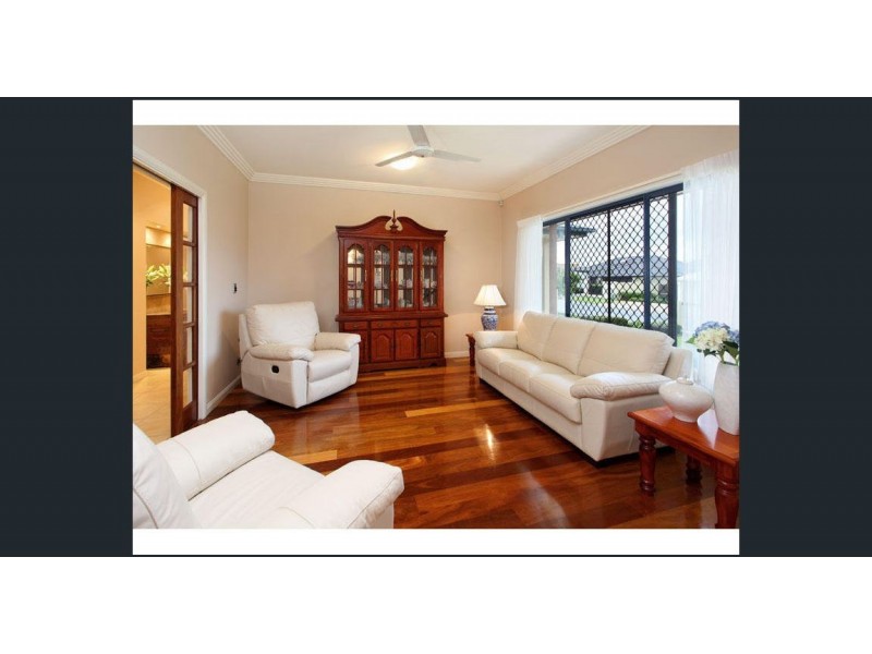 4 Montalcino Place, Bridgeman Downs QLD 4035