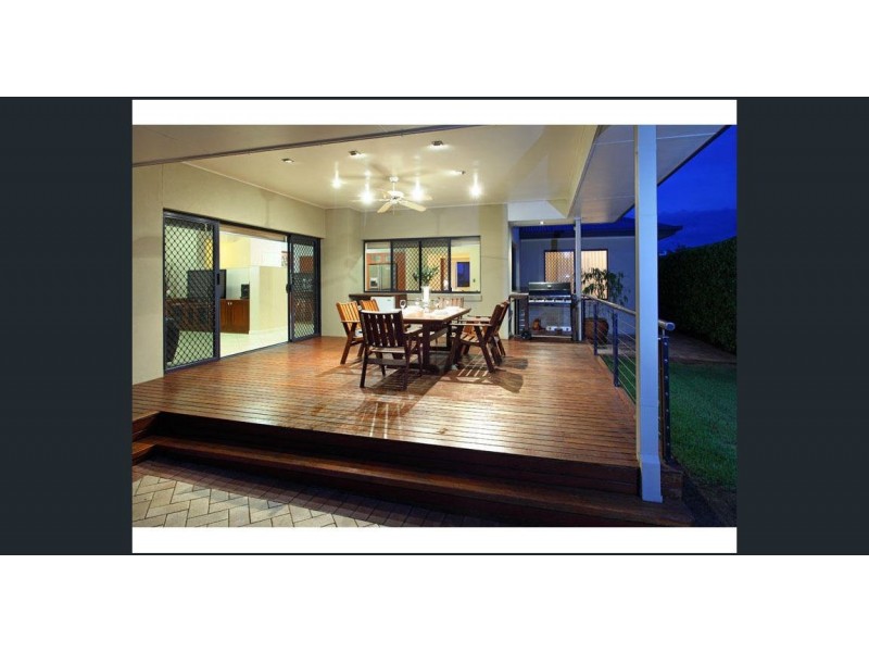 4 Montalcino Place, Bridgeman Downs QLD 4035