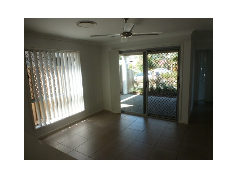 86 Carselgrove Ave, Fitzgibbon QLD 4018