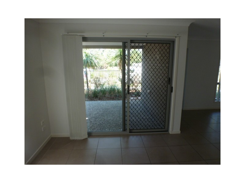 86 Carselgrove Ave, Fitzgibbon QLD 4018