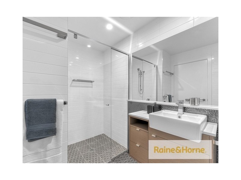 U410 Main Street, Kangaroo Point QLD 4169