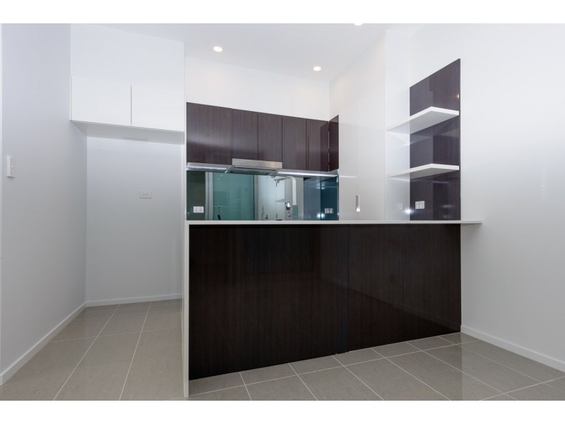 302 / 676 Brunswick Street, New Farm QLD 4005