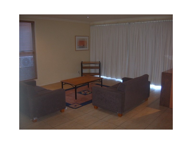 8E/4 University Drive, Robina QLD 4226