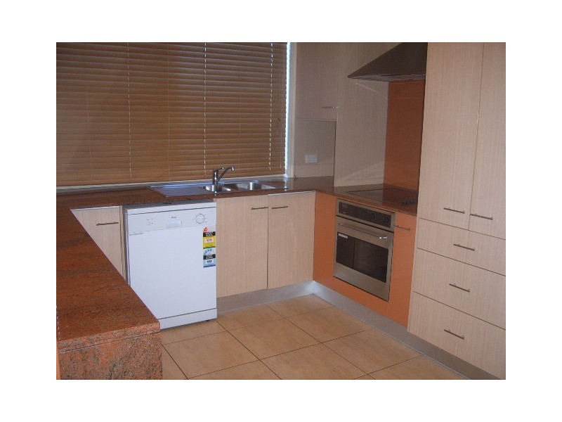 8E/4 University Drive, Robina QLD 4226