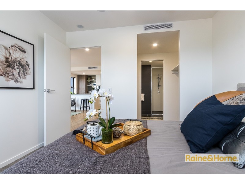 65 Hilltop Ave, Chermside QLD 4032