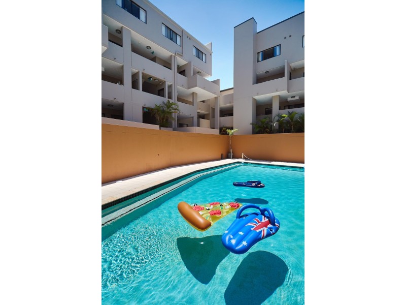 Asilo / 1848 Logan Road, Upper Mount Gravatt QLD 4122