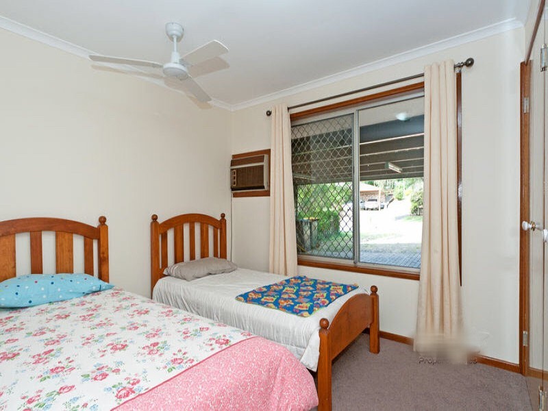 7 Flag Street, Jamboree Heights QLD 4074