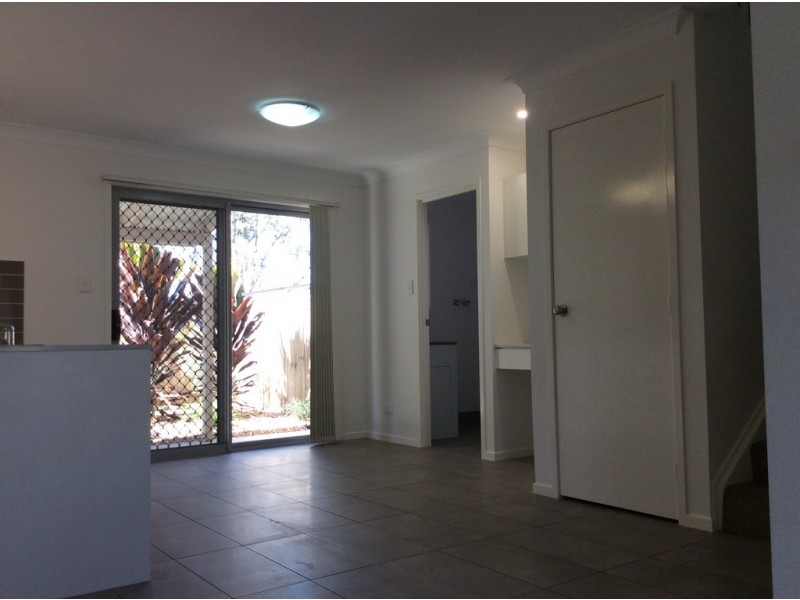 58 104A River Hills Road, Eagleby QLD 4207