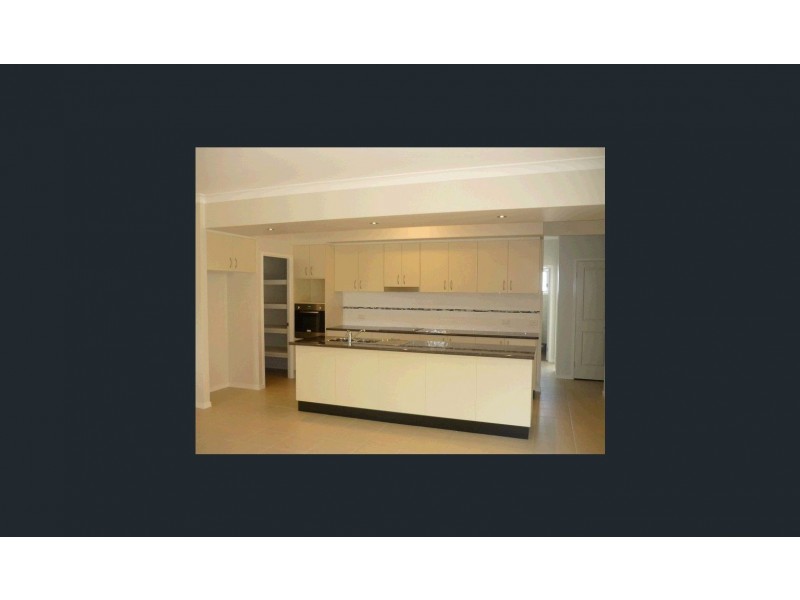 3 BEACHSTAR AVENUE, Upper Coomera QLD 4209