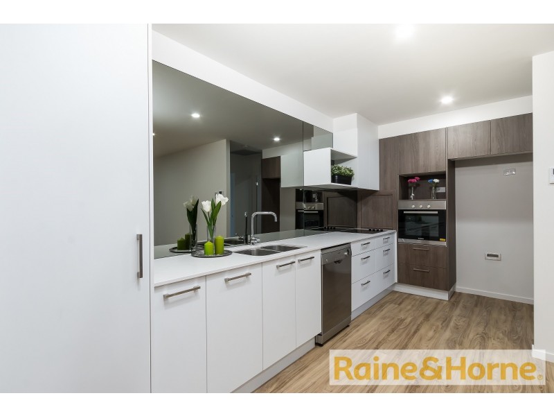 65 Hilltop Ave, Chermside QLD 4032