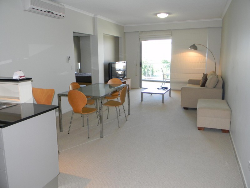 21-31 Cypress Avenue, Surfers Paradise QLD 4217