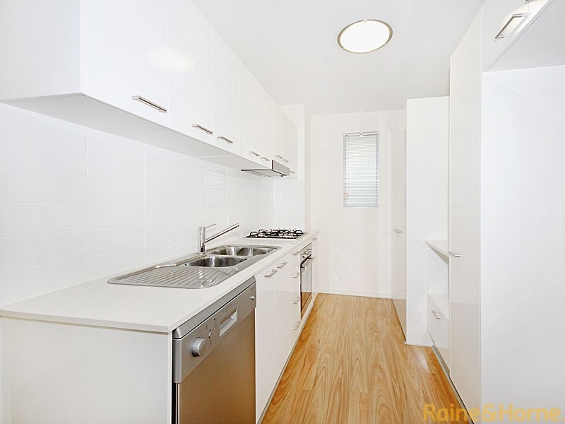 30/43 Beeston St, Teneriffe QLD 4005